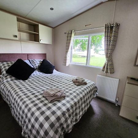 Отель D & A Short Breaks - St Margarets Bay, Dover Сент-Маргарет-эт-Клиф Экстерьер фото