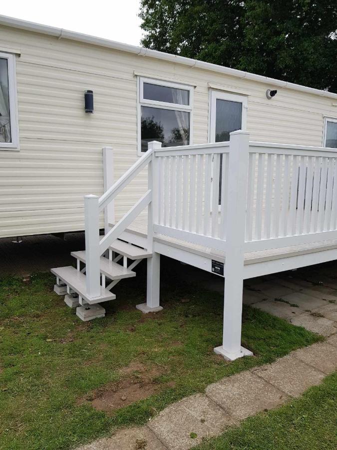 Отель D & A Short Breaks - St Margarets Bay, Dover Сент-Маргарет-эт-Клиф Экстерьер фото