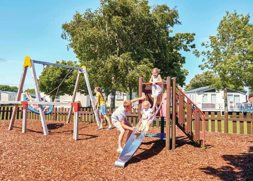 Отель D & A Short Breaks - St Margarets Bay, Dover Сент-Маргарет-эт-Клиф Экстерьер фото